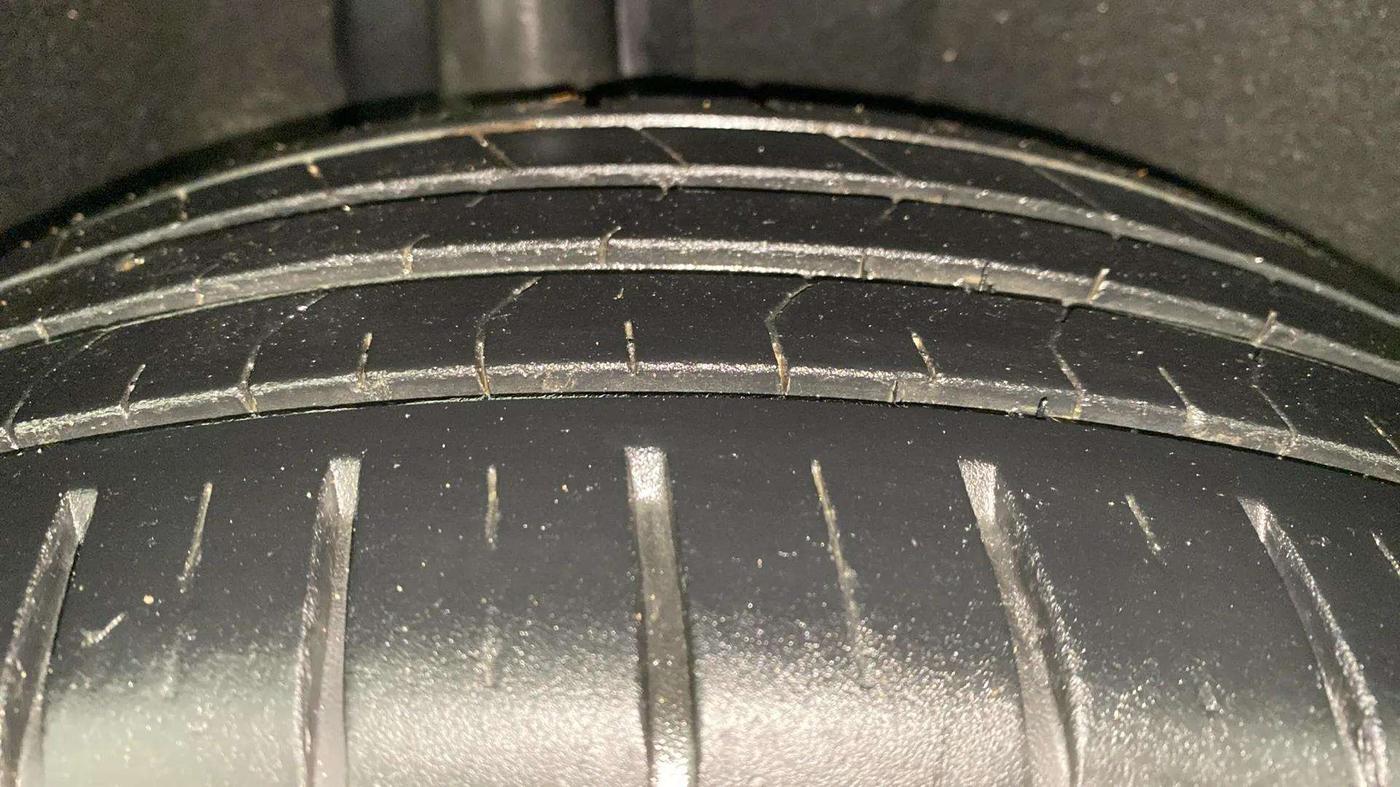 2021 Maruti Baleno ZETA CVT PETROL 1.2, Petrol, Automatic, 38,028 km, Right Rear Tyre Tread