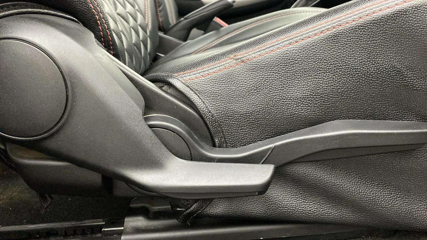 2021 Maruti Baleno ZETA CVT PETROL 1.2, Petrol, Automatic, 38,028 km, Driver Side Adjustment Panel