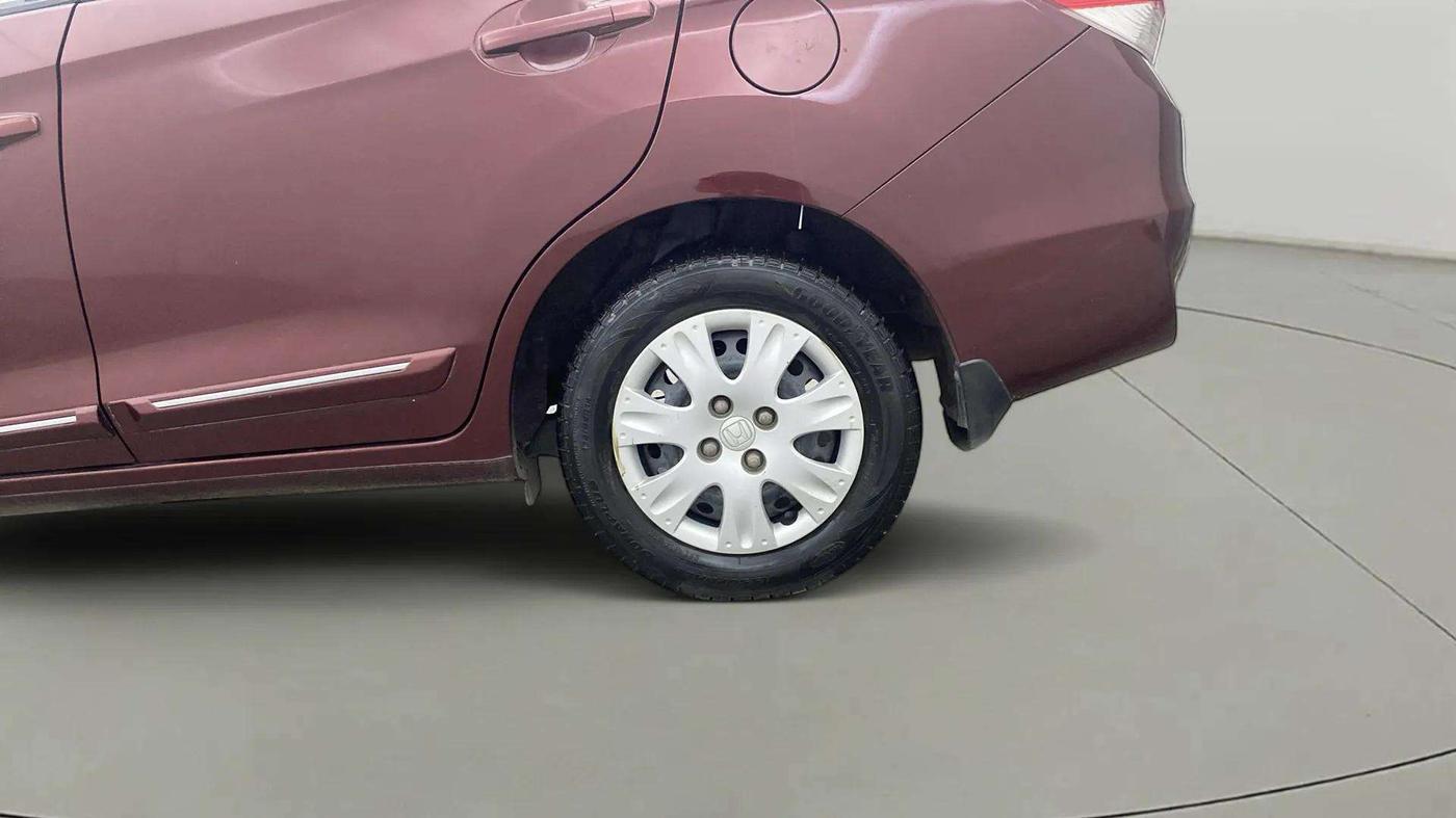 2014 Honda Amaze 1.2L I-VTEC SX, Petrol, Manual, 26,577 km, Left Rear Wheel