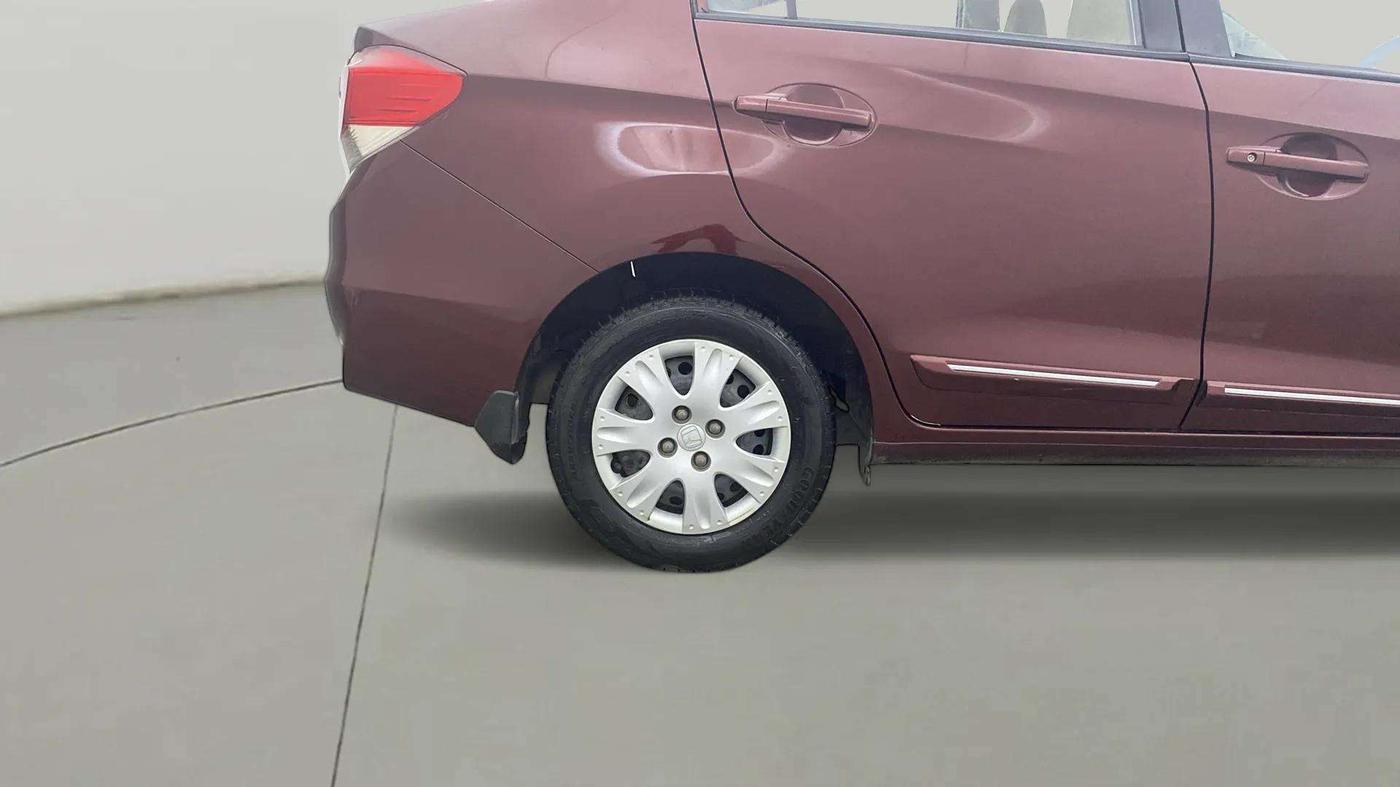 2014 Honda Amaze 1.2L I-VTEC SX, Petrol, Manual, 26,577 km, Right Rear Wheel