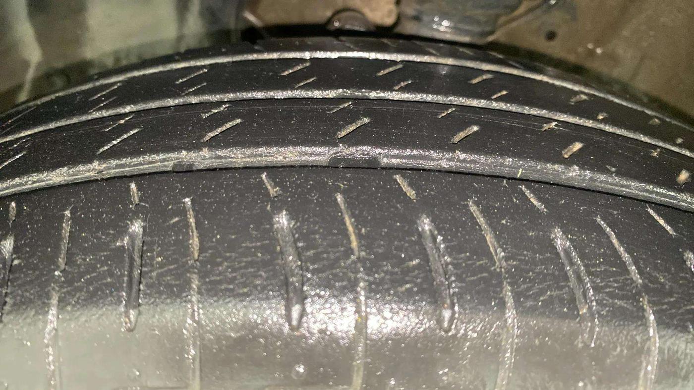 2019 Maruti IGNIS ZETA 1.2, Petrol, Manual, 50,959 km, Left Front Tyre Tread