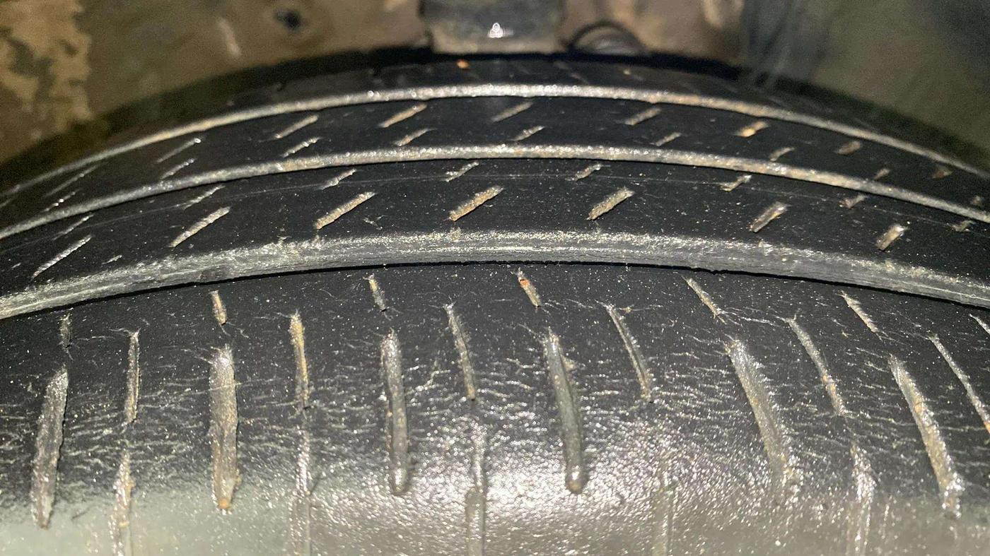 2019 Maruti IGNIS ZETA 1.2, Petrol, Manual, 50,959 km, Right Front Tyre Tread