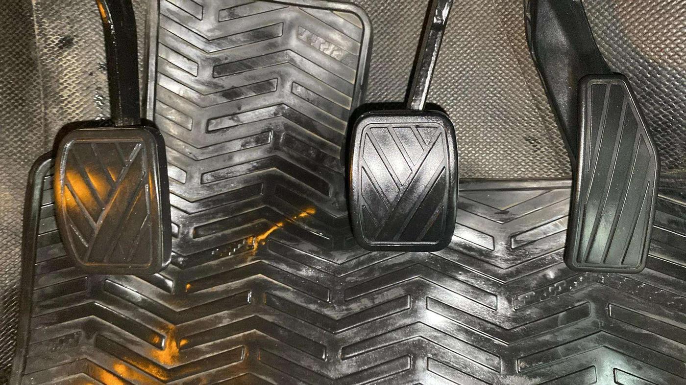 2019 Maruti IGNIS ZETA 1.2, Petrol, Manual, 50,959 km, Pedals