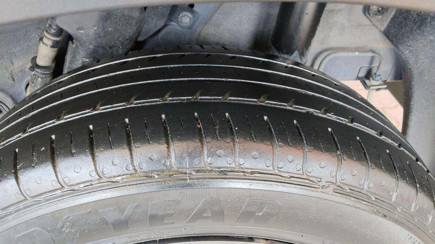 2022 Hyundai VENUE S 1.2, Petrol, Manual, 45,442 km, Left Rear Tyre Tread