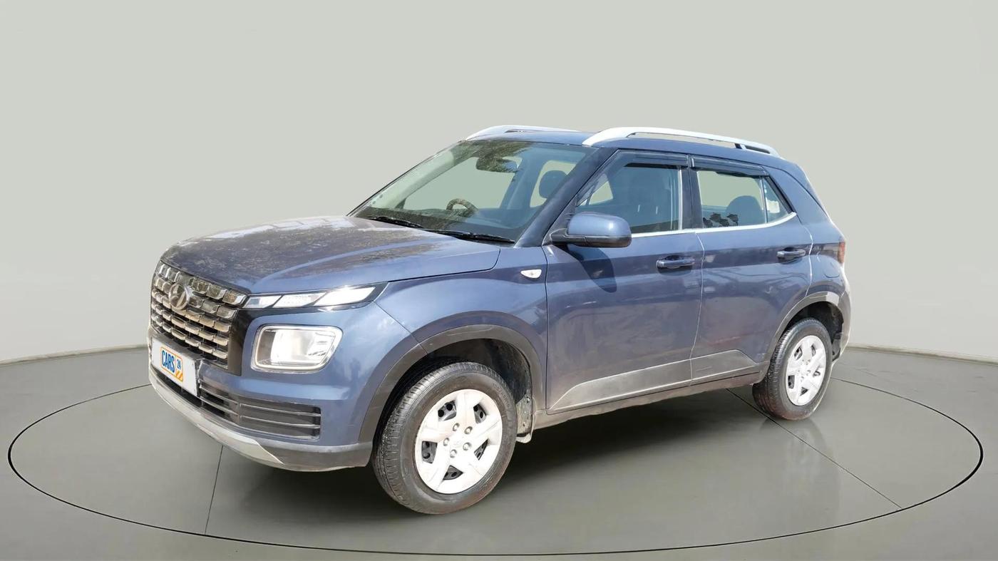 2022 Hyundai VENUE S 1.2, Petrol, Manual, 45,442 km, Left Side