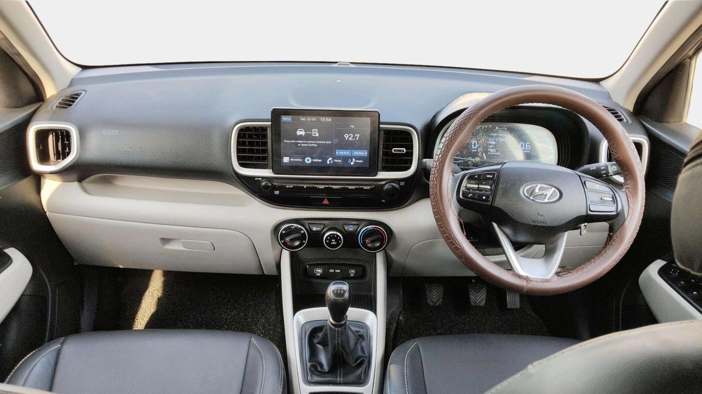 2022 Hyundai VENUE S 1.2, Petrol, Manual, 45,442 km, Dashboard