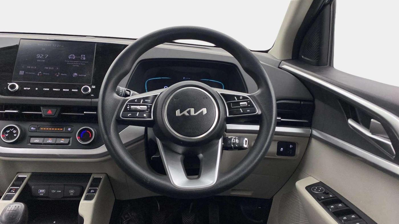2023 KIA CARENS PRESTIGE 1.4 PETROL 7 STR, Petrol, Manual, 21,123 km, Steering Wheel Close Up