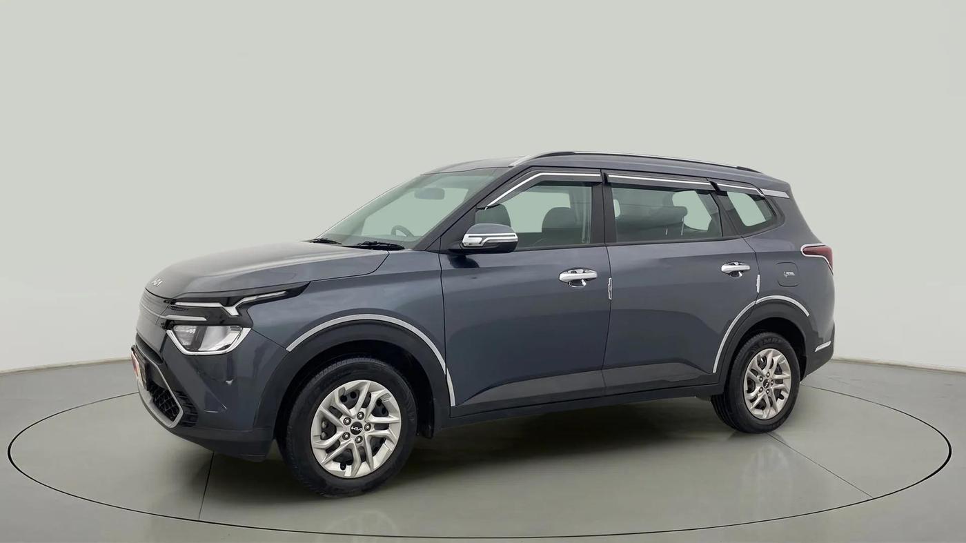 2023 KIA CARENS PRESTIGE 1.4 PETROL 7 STR, Petrol, Manual, 21,123 km, Left Front Diagonal