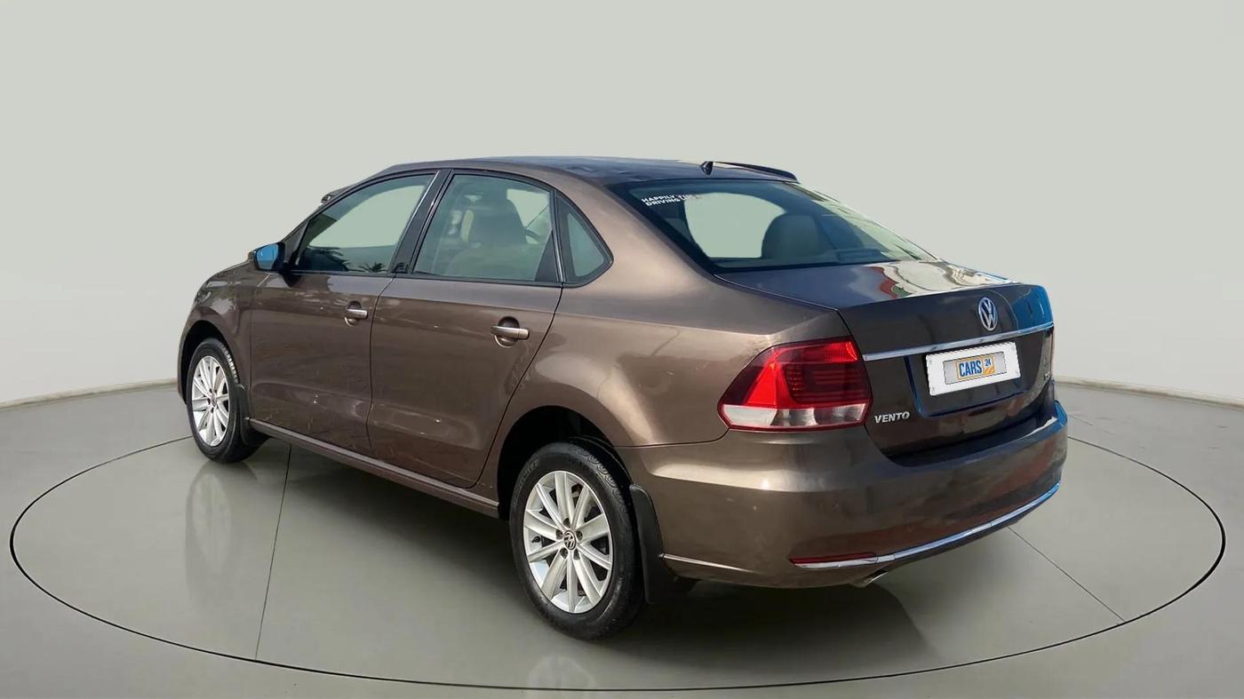 2016 Volkswagen Vento HIGHLINE PETROL AT, Petrol, Automatic, 68,877 km, Left Back Diagonal