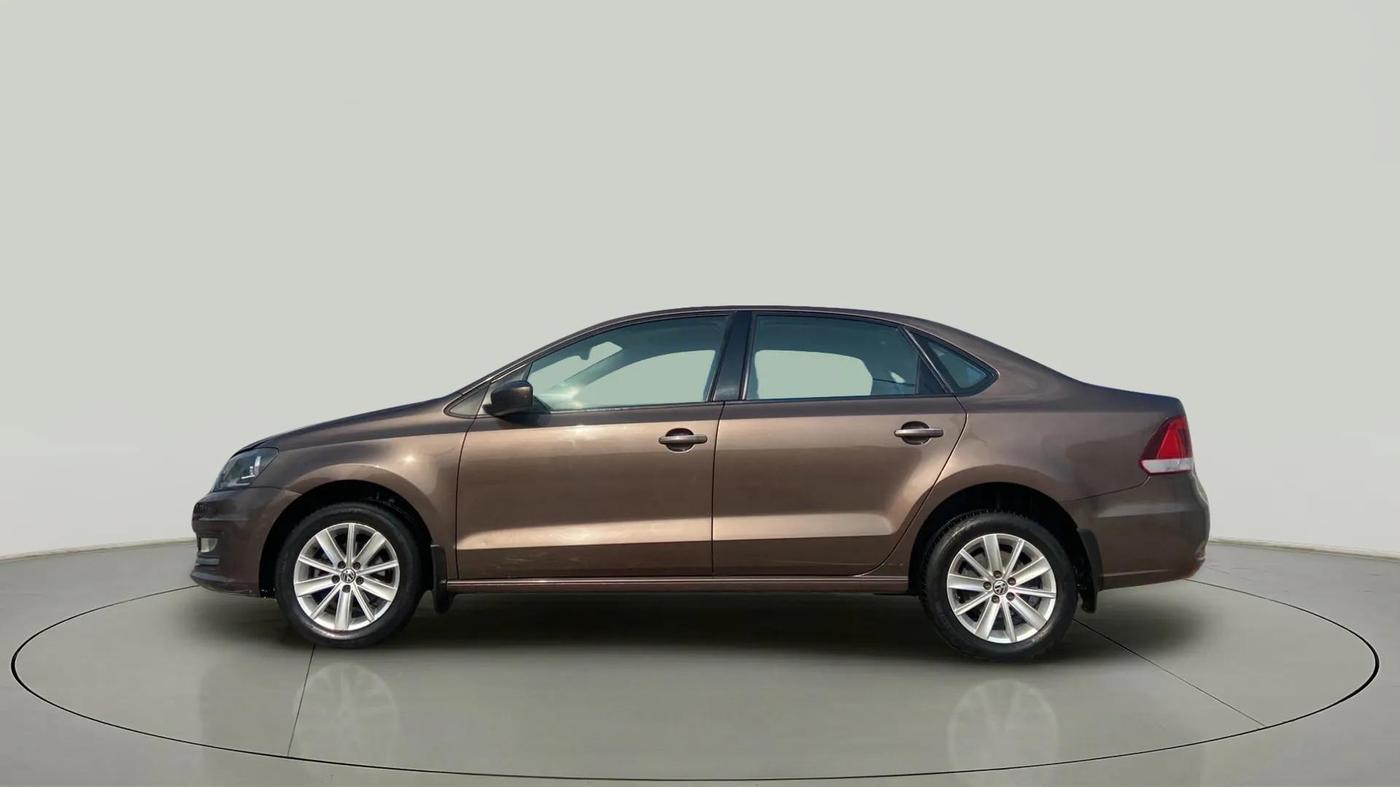 2016 Volkswagen Vento HIGHLINE PETROL AT, Petrol, Automatic, 68,877 km, Left Side