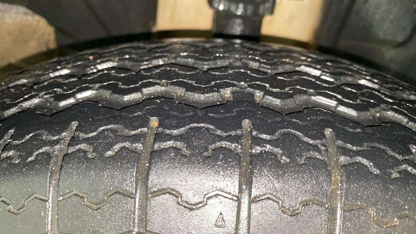 2022 Renault Kwid RXL, Petrol, Manual, 76,409 km, Right Front Tyre Tread