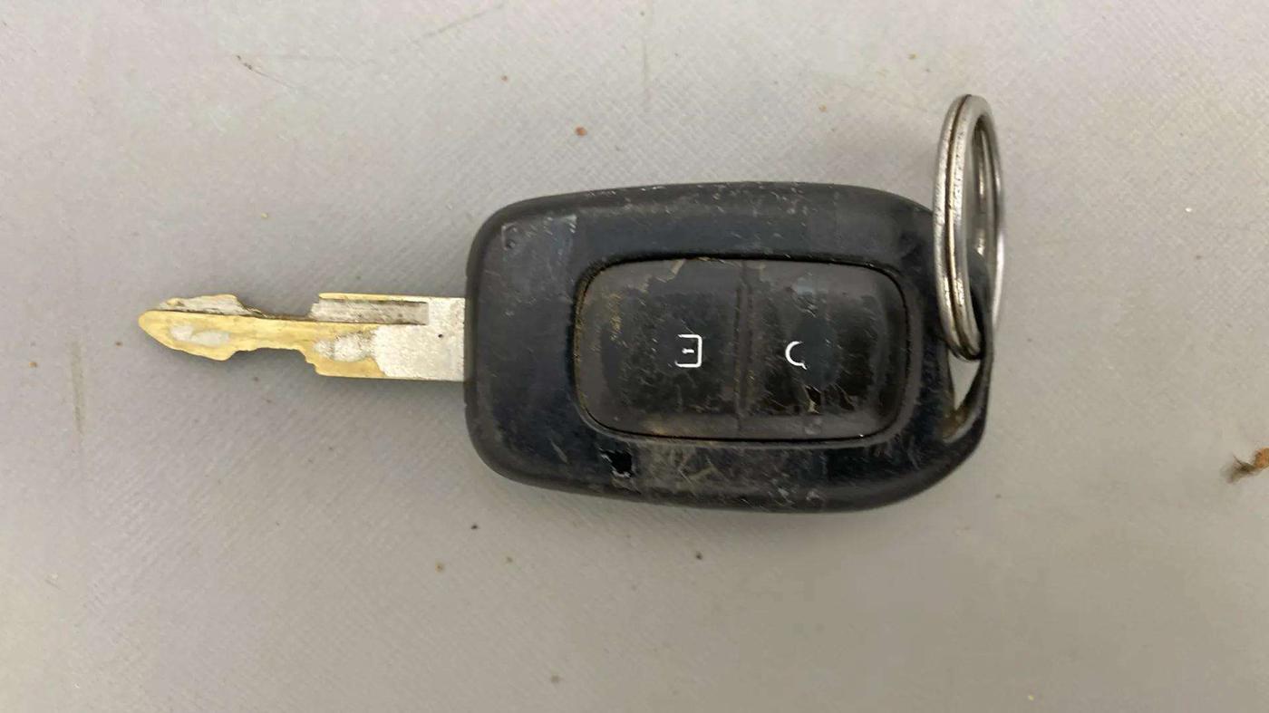 2022 Renault Kwid RXL, Petrol, Manual, 76,409 km, Key Close Up