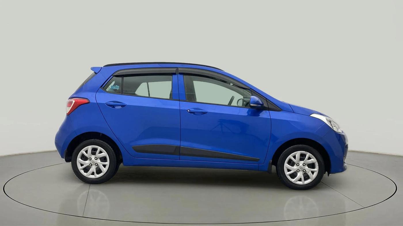 2019 Hyundai Grand i10 SPORTZ 1.2 KAPPA VTVT, Petrol, Manual, 24,234 km, Right Side View