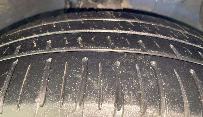 2019 Hyundai Grand i10 SPORTZ 1.2 KAPPA VTVT, Petrol, Manual, 24,234 km, Right Front Tyre Tread