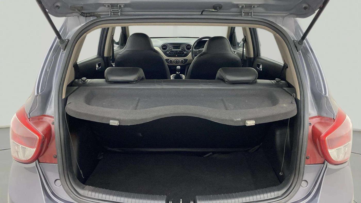 2016 Hyundai Grand i10 ASTA (O) 1.2 KAPPA VTVT, Petrol, Manual, 57,975 km, Boot Open Zoomed View