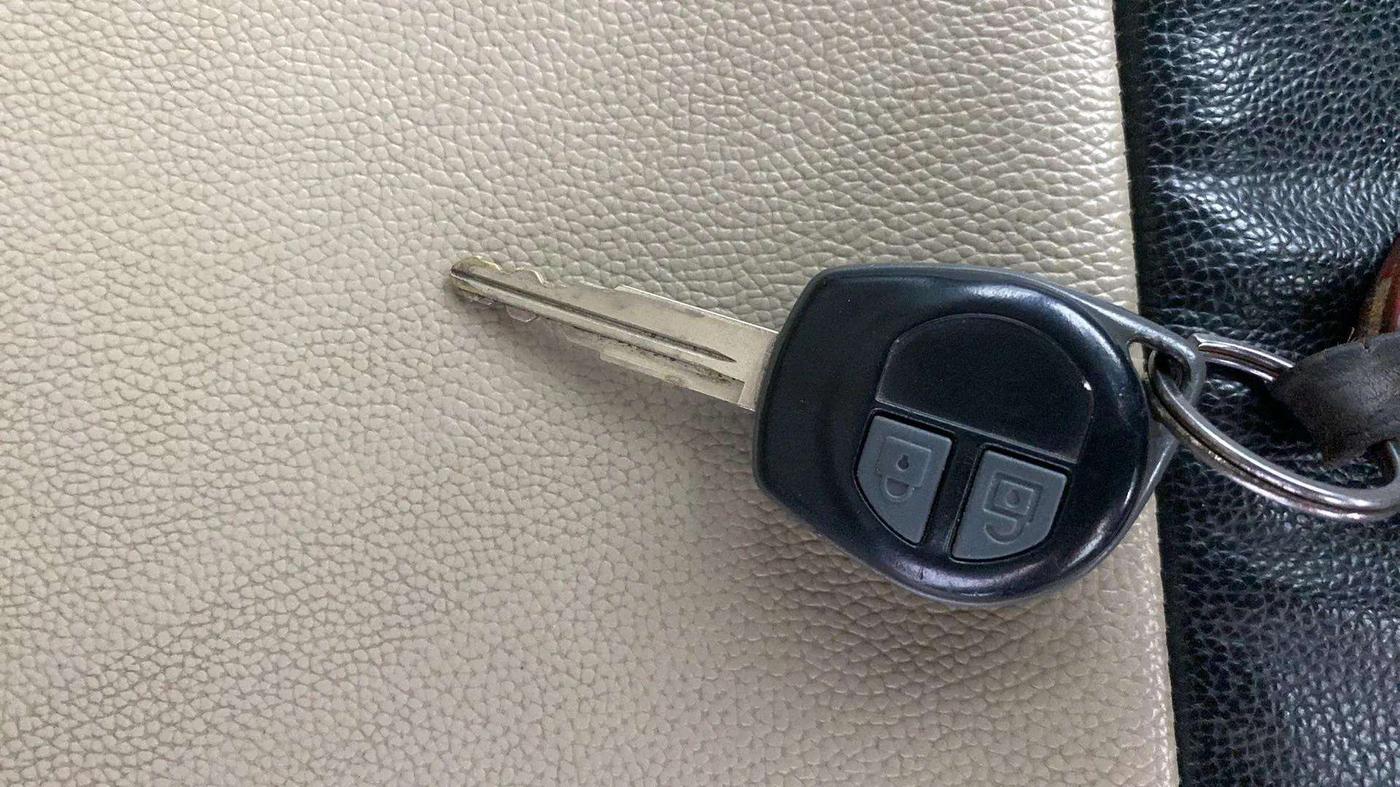 2022 Maruti Alto VXI, Petrol, Manual, 20,593 km, Key Close Up