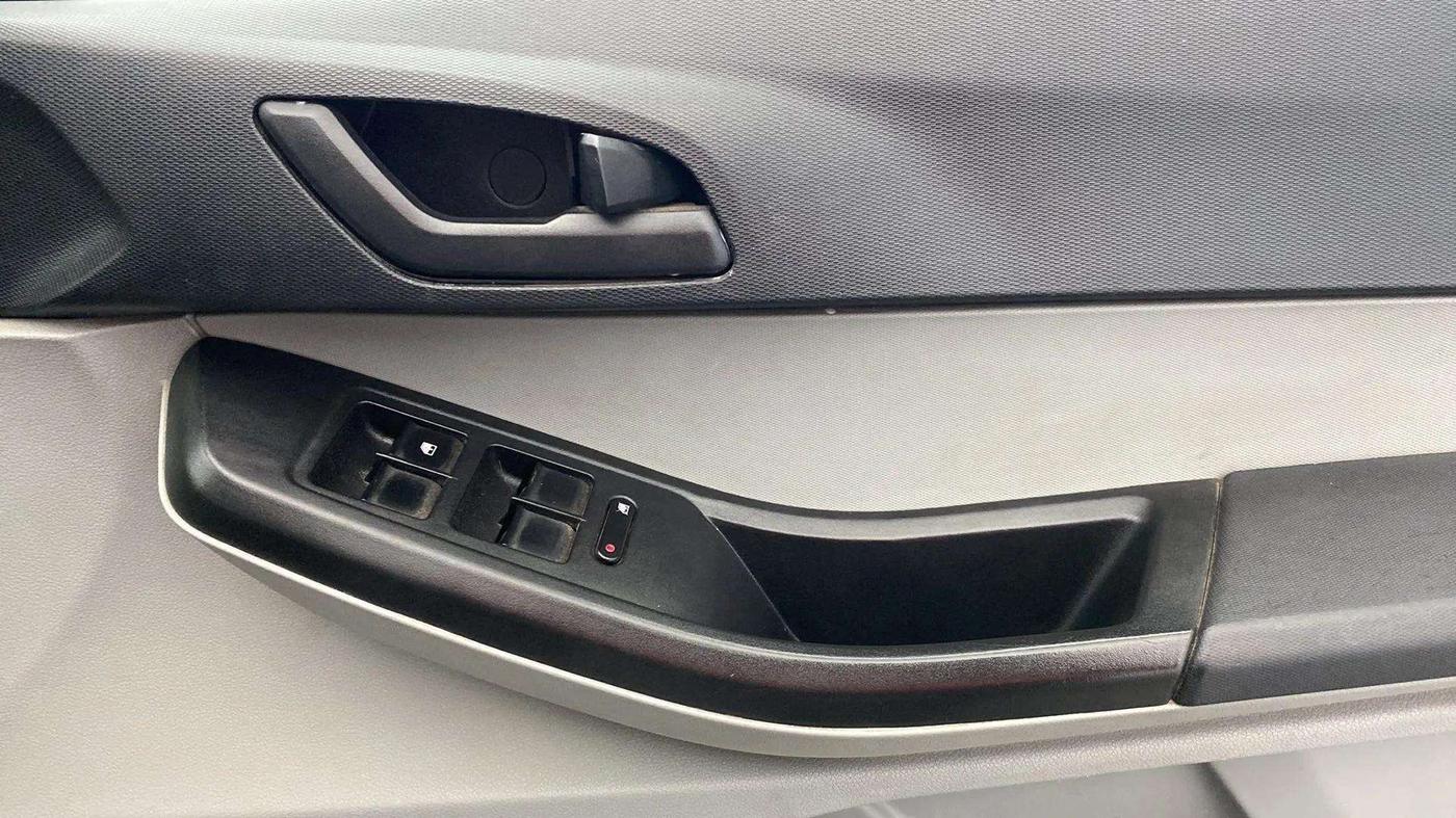 2021 Tata Tiago XT PETROL, CNG, Manual, 80,052 km, Driver Side Door Panels Control