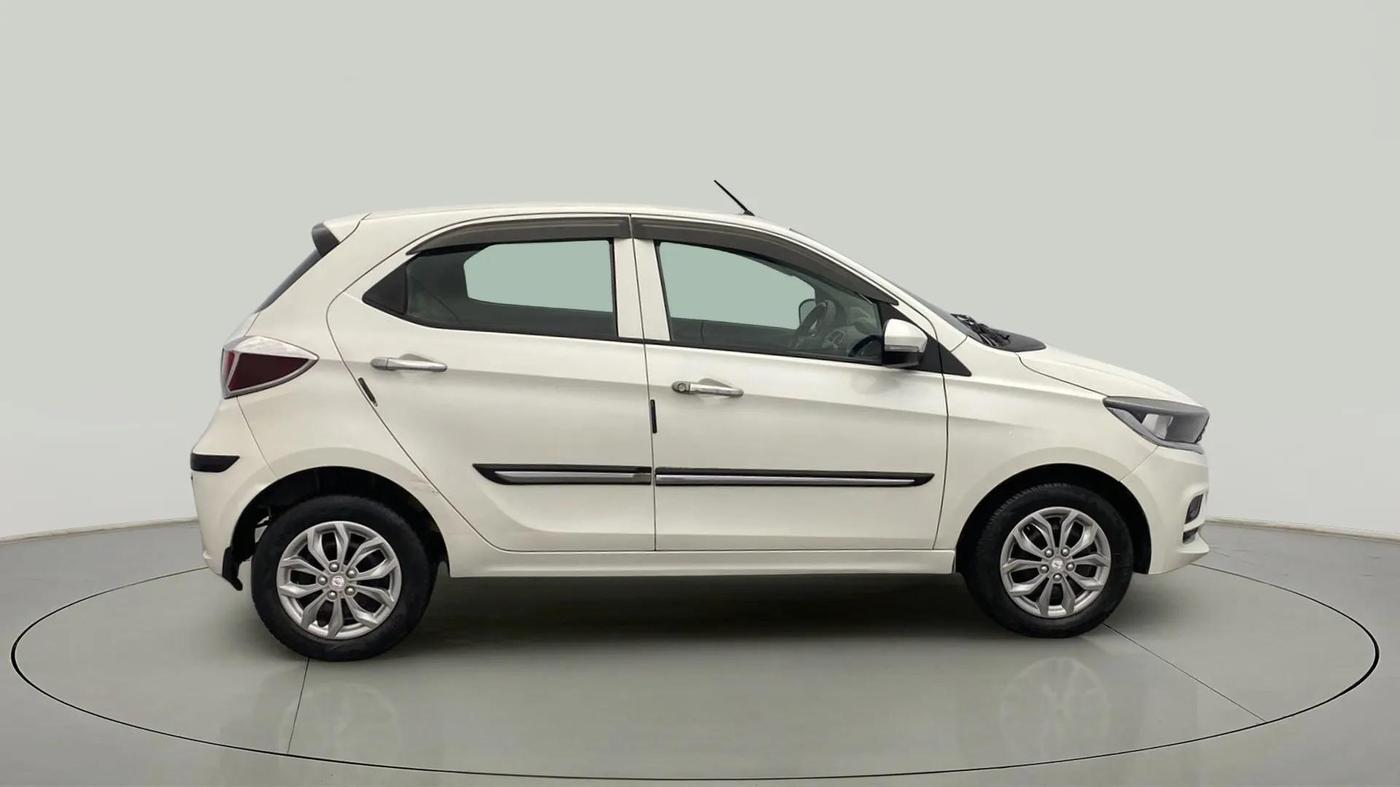 2021 Tata Tiago XT PETROL, CNG, Manual, 80,052 km, Right Side View