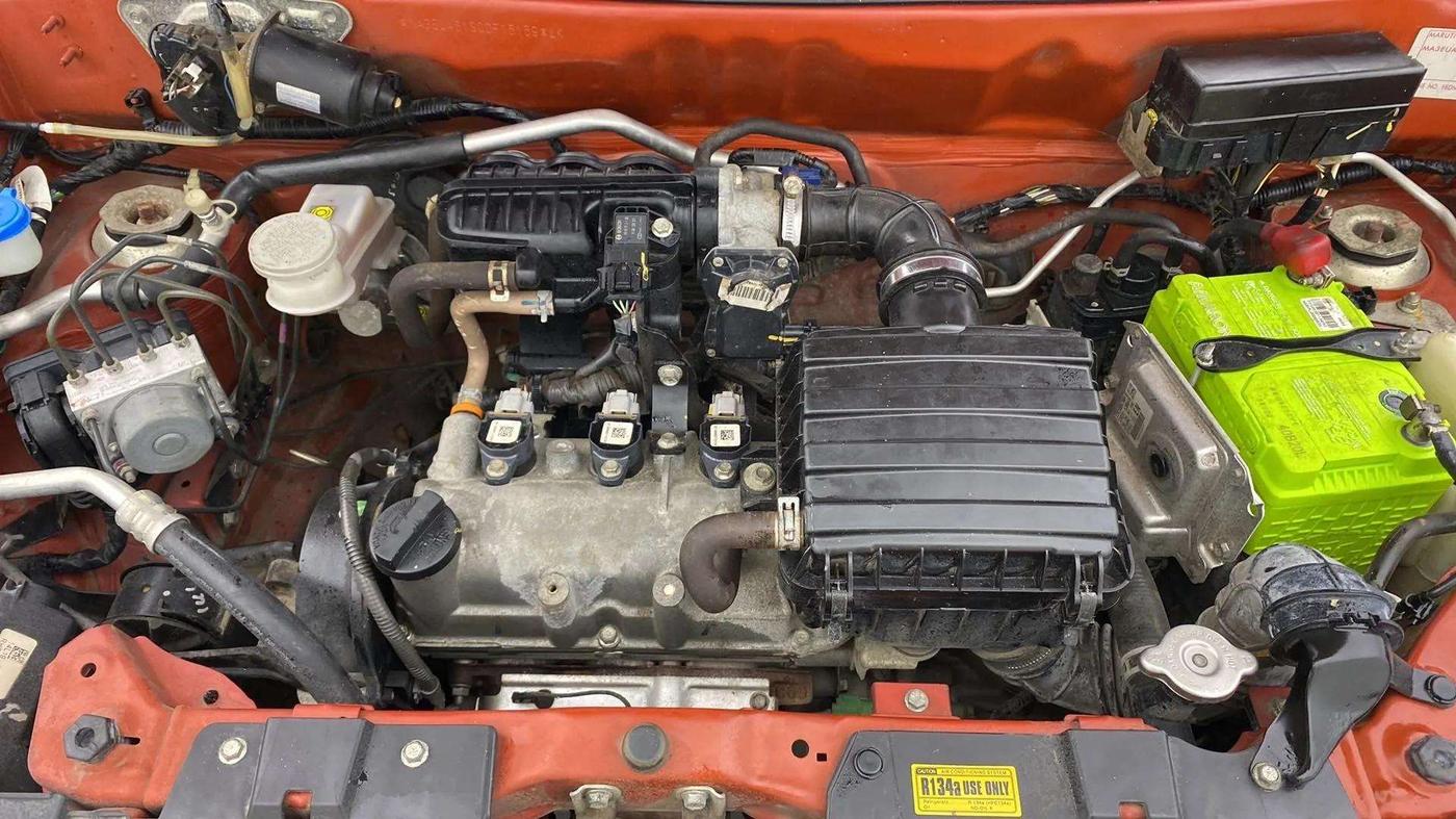2019 Maruti Alto VXI, Petrol, Manual, 23,716 km, Engine View