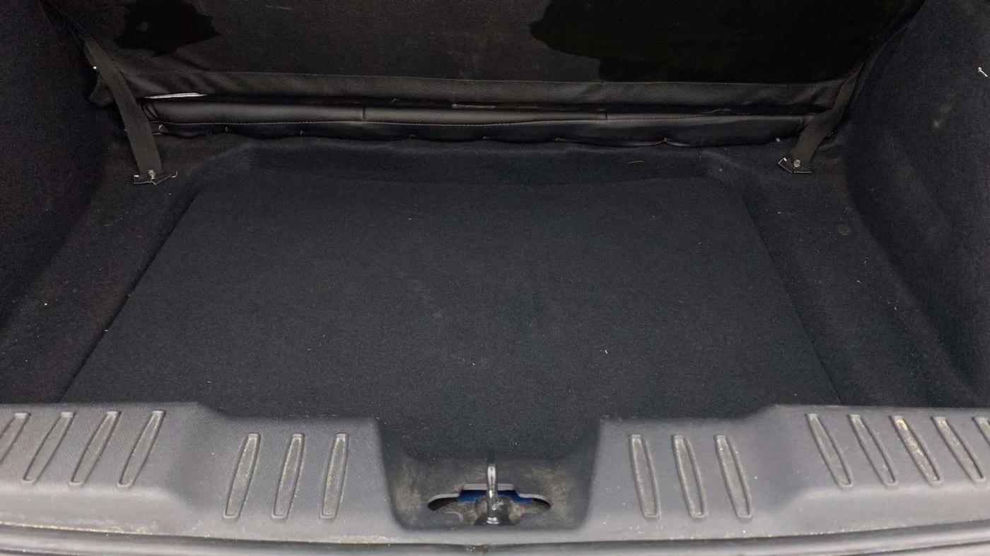 2021 Tata ALTROZ XT PETROL, Petrol, Manual, 32,870 km, Boot Inside