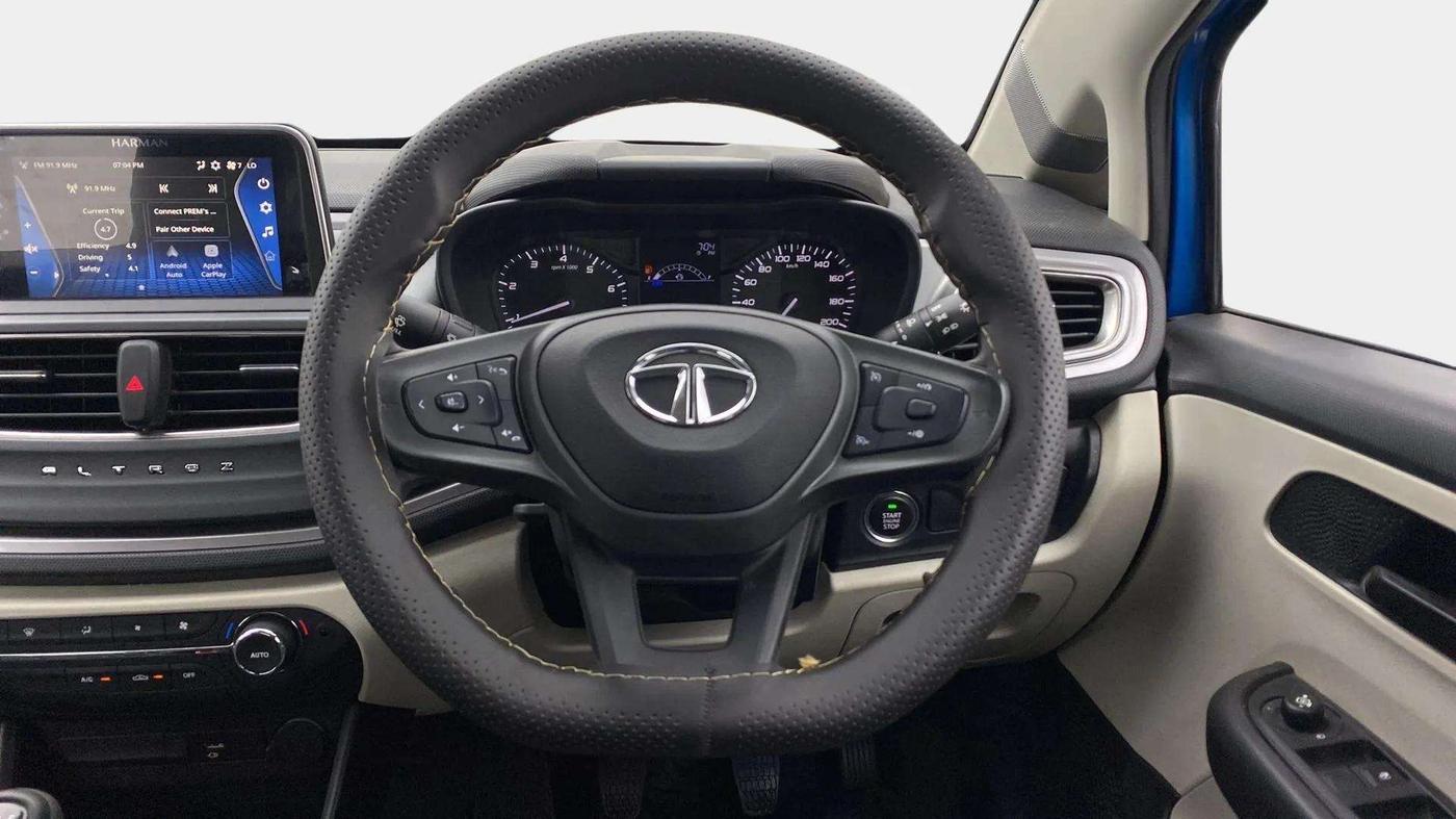 2021 Tata ALTROZ XT PETROL, Petrol, Manual, 32,870 km, Steering Wheel Close Up