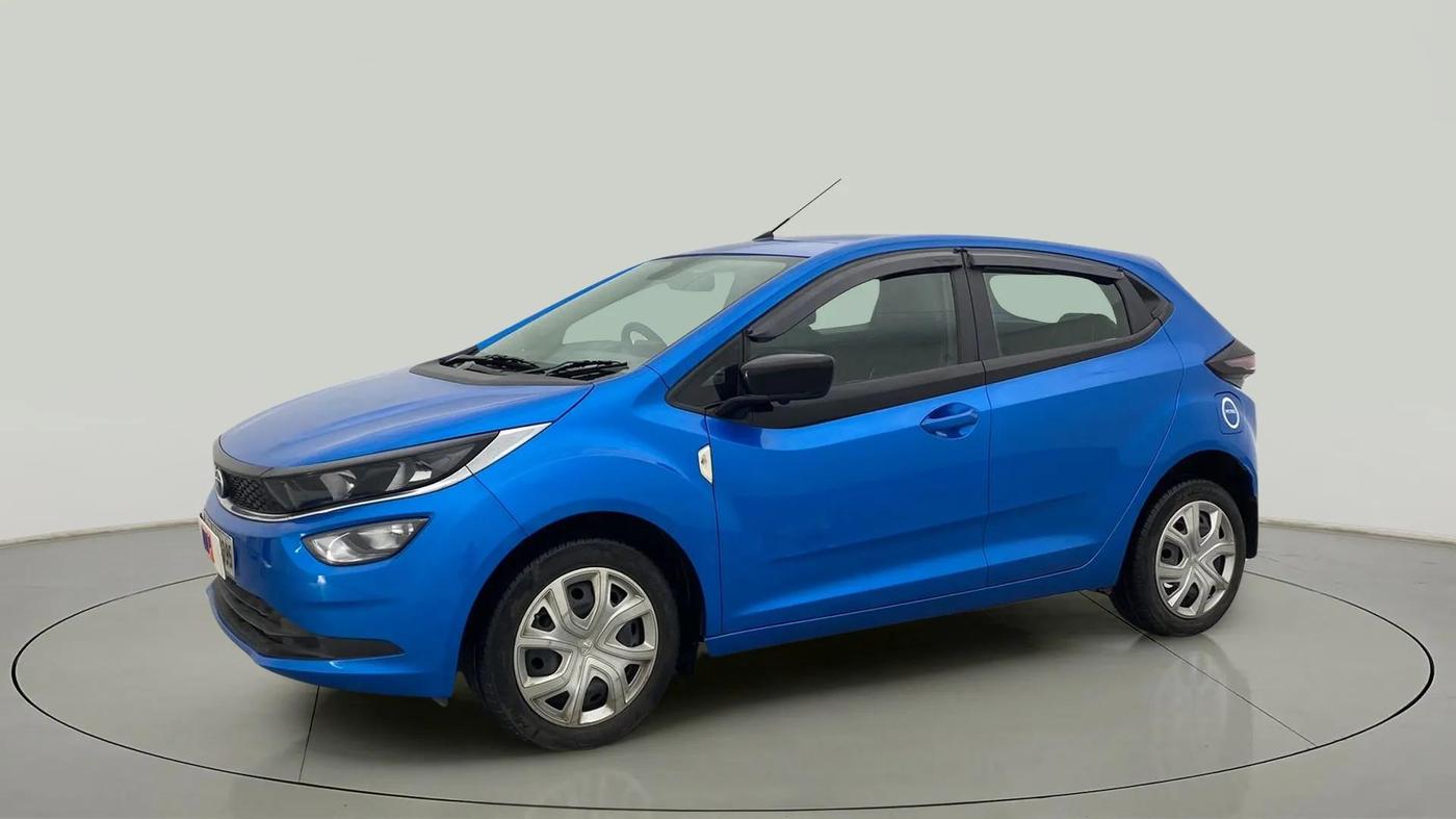 2021 Tata ALTROZ XT PETROL, Petrol, Manual, 32,870 km, Left Front Diagonal