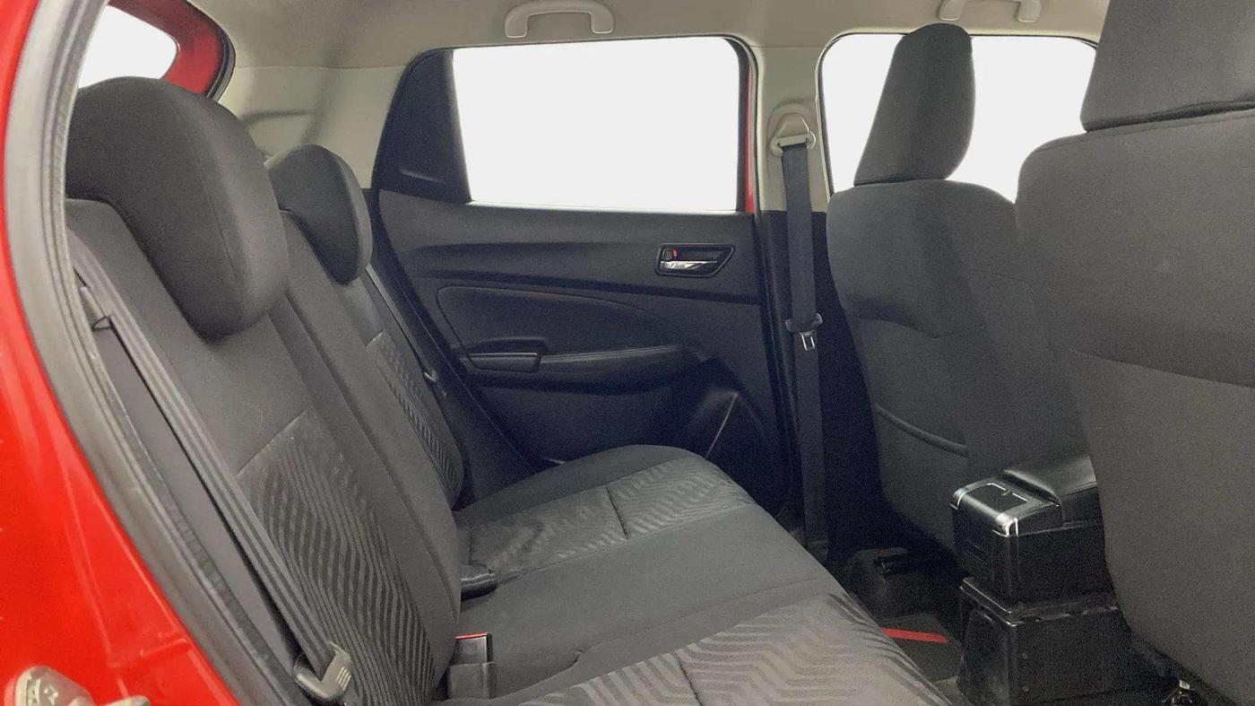 2018 Maruti Swift ZXI PLUS, Petrol, Manual, 25,415 km, Right Side Rear Door Cabin