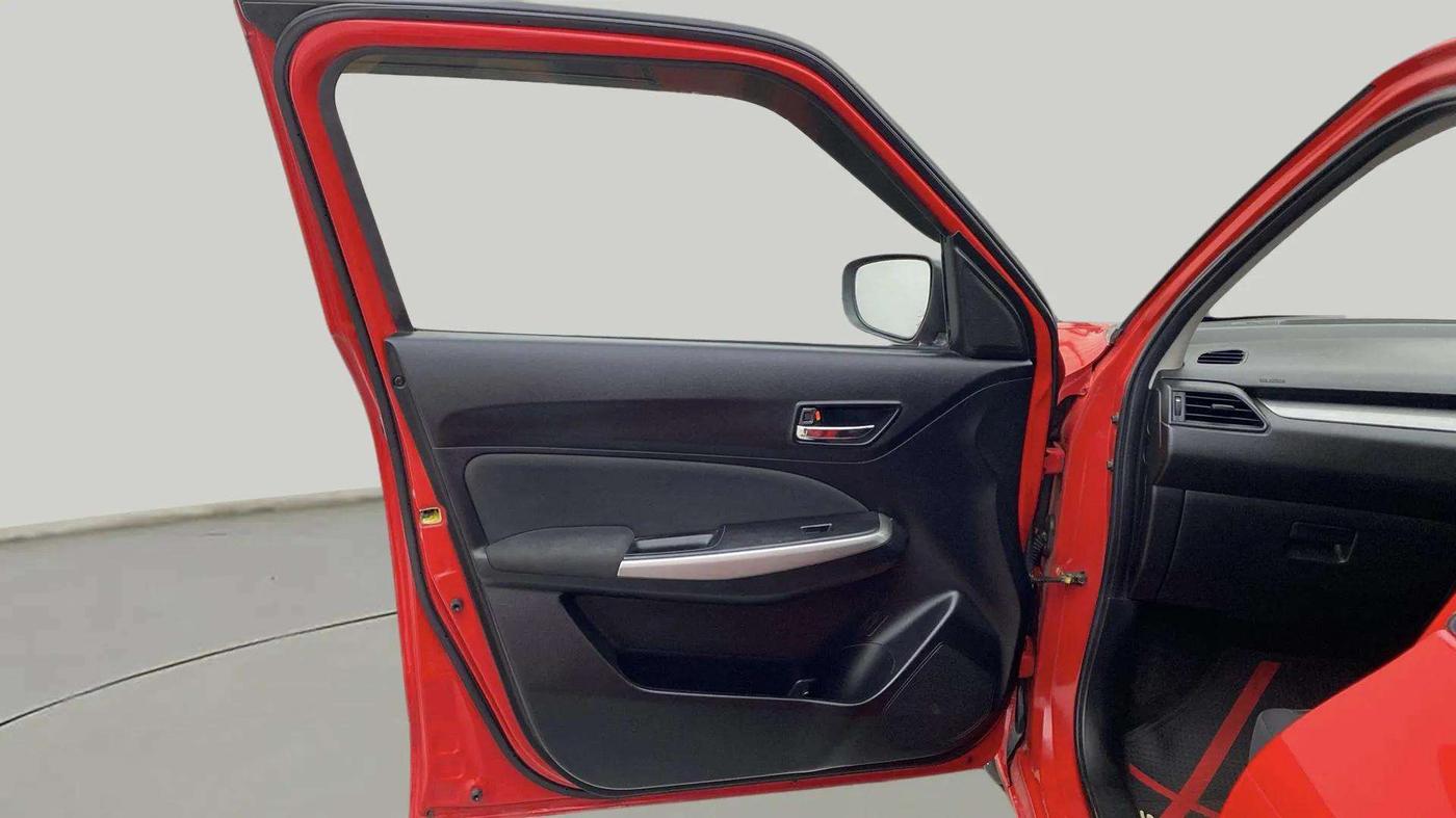 2018 Maruti Swift ZXI PLUS, Petrol, Manual, 25,415 km, LHS Front Door