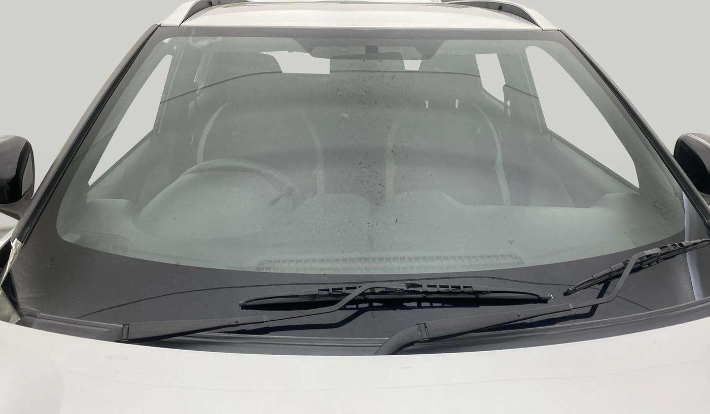 2021 Nissan MAGNITE XL TURBO CVT, Petrol, Automatic, 23,586 km, Front Windshield