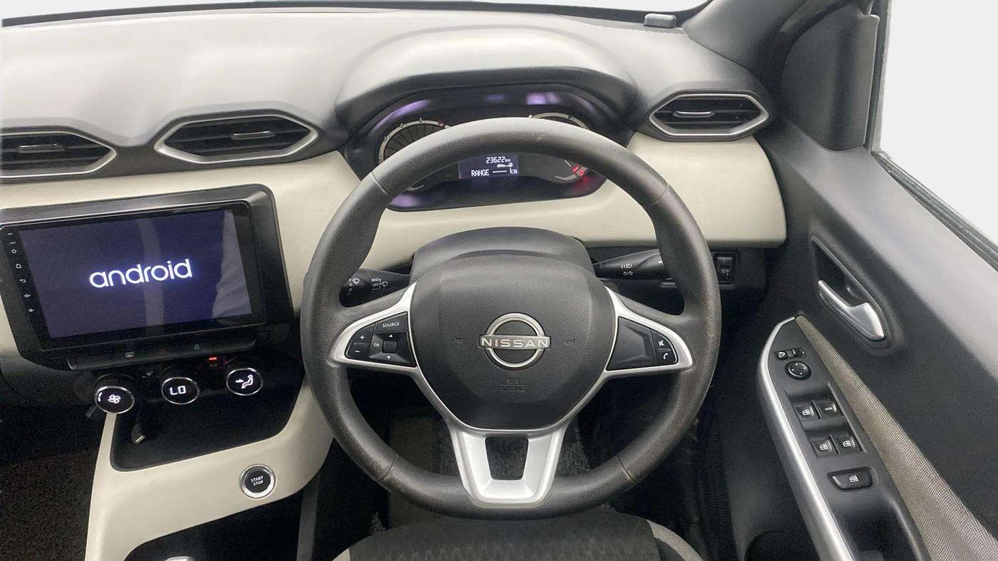 2021 Nissan MAGNITE XL TURBO CVT, Petrol, Automatic, 23,586 km, Steering Wheel Close Up