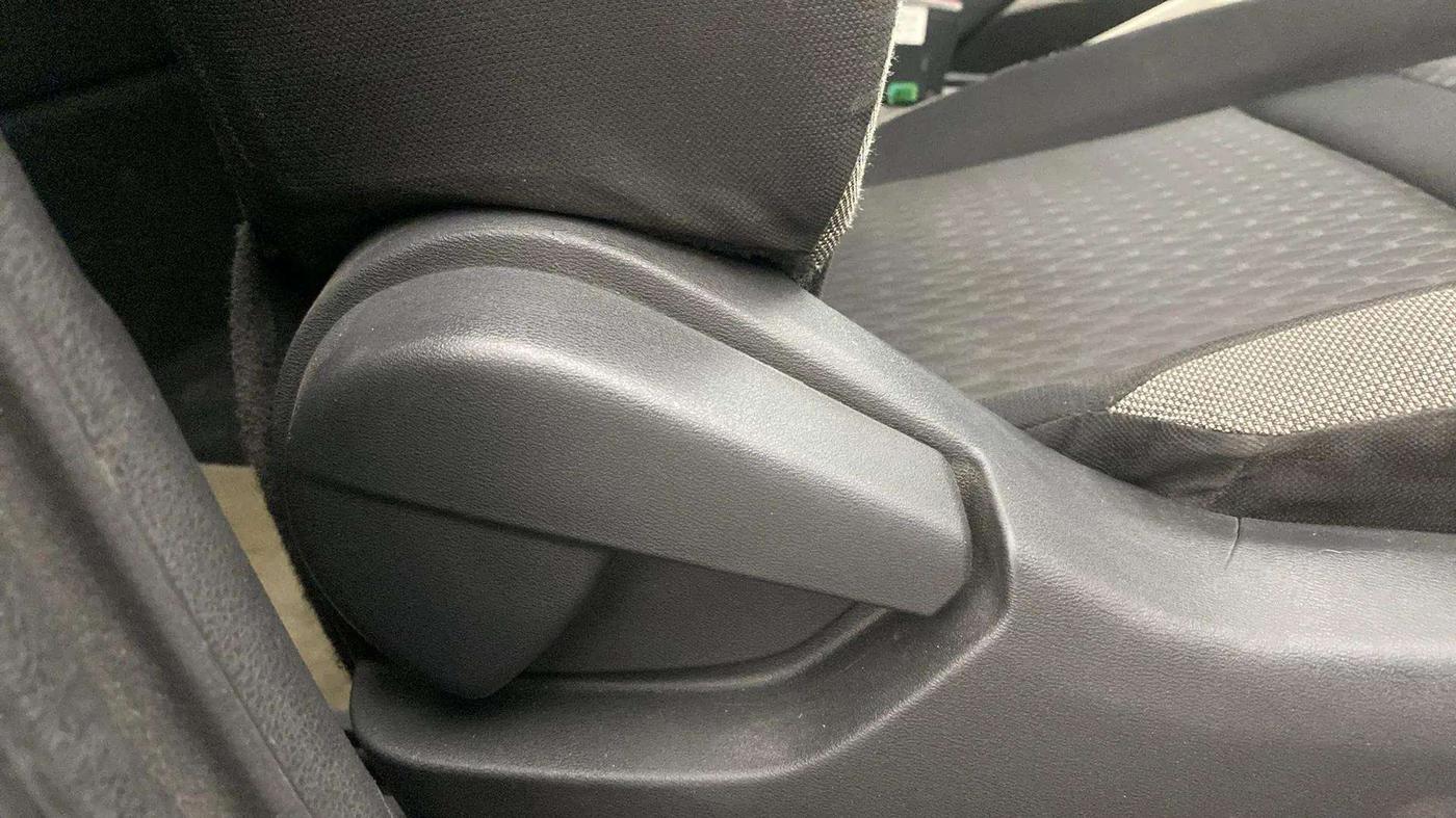2021 Nissan MAGNITE XL TURBO CVT, Petrol, Automatic, 23,586 km, Driver Side Adjustment Panel