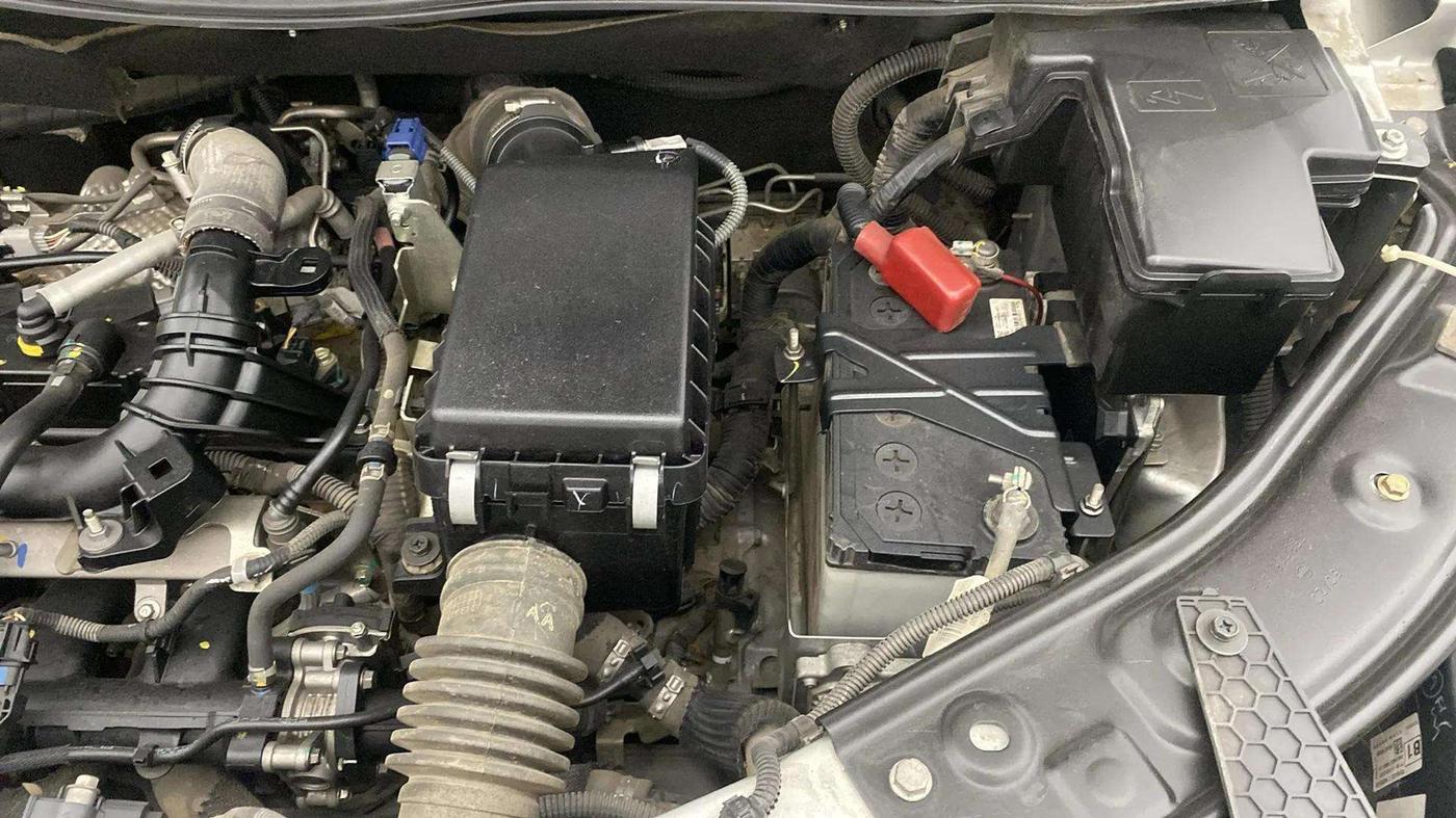 2021 Nissan MAGNITE XL TURBO CVT, Petrol, Automatic, 23,586 km, Engine View - Left