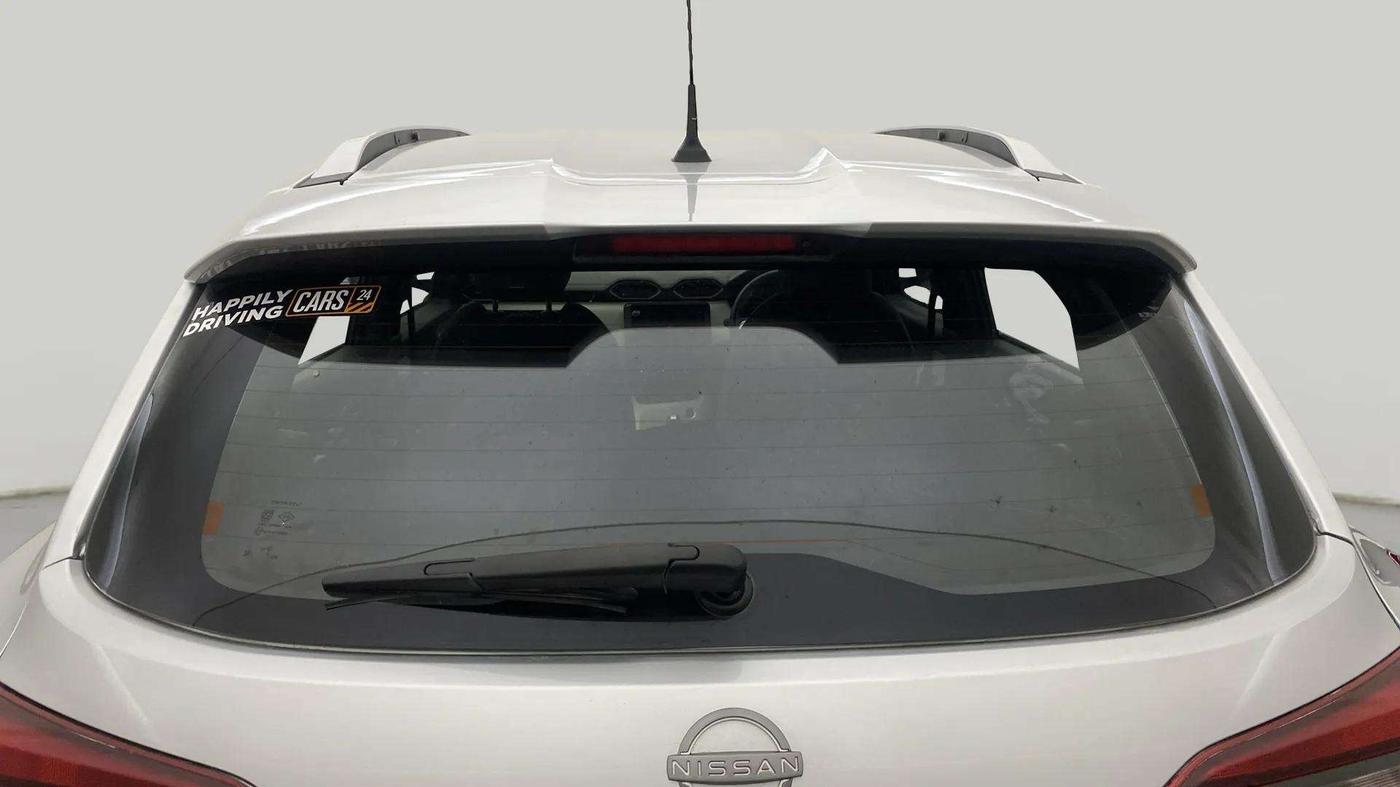 2021 Nissan MAGNITE XL TURBO CVT, Petrol, Automatic, 23,586 km, Rear Windshield