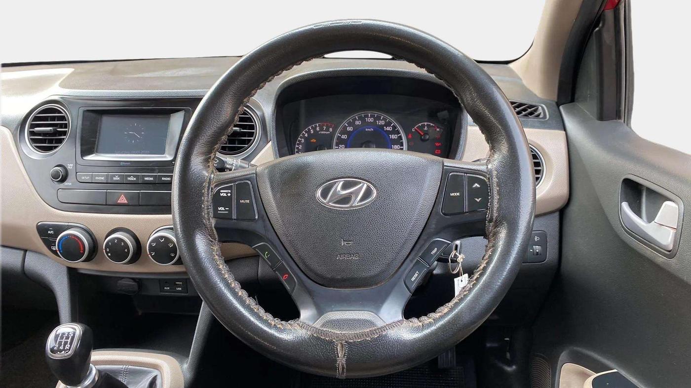 2017 Hyundai Grand i10 SPORTZ 1.2 KAPPA VTVT, Petrol, Manual, 75,228 km, Steering Wheel Close Up