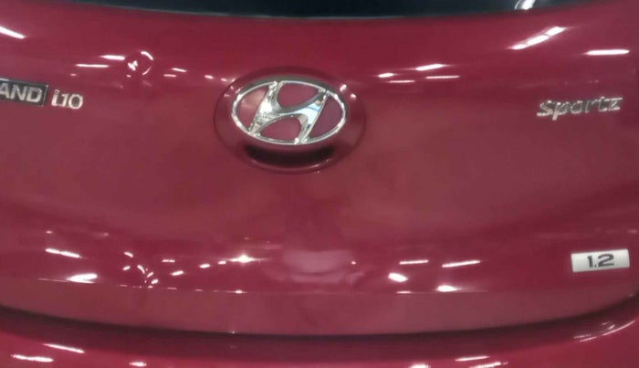 2017 Hyundai Grand i10 SPORTZ 1.2 KAPPA VTVT, Petrol, Manual, 75,318 km, Dicky (Boot door) - Slightly dented