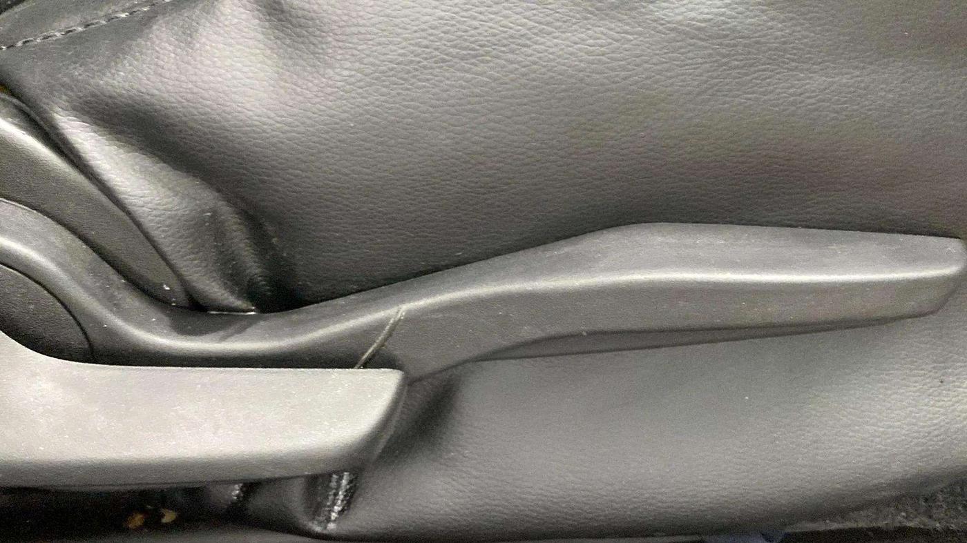 2016 Maruti Baleno ZETA PETROL 1.2, Petrol, Manual, 44,501 km, Driver Side Adjustment Panel