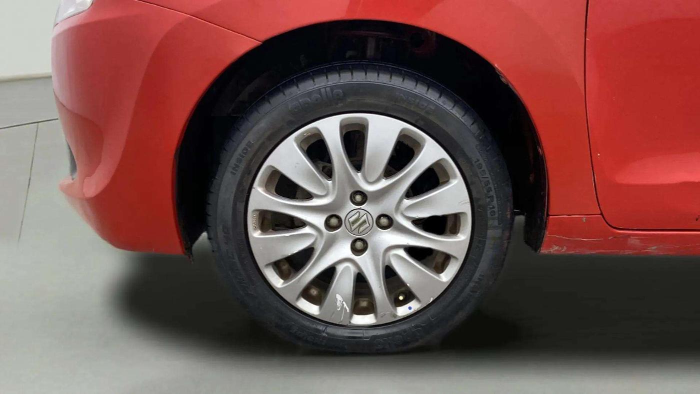2016 Maruti Baleno ZETA PETROL 1.2, Petrol, Manual, 44,501 km, Left Front Wheel