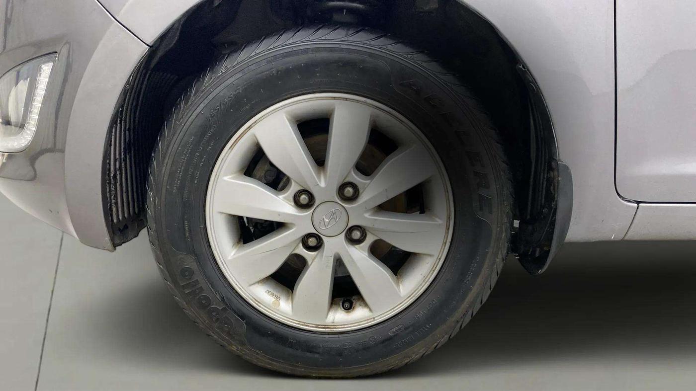 2014 Hyundai i20 SPORTZ 1.2, Petrol, Manual, 64,054 km, Left Front Wheel