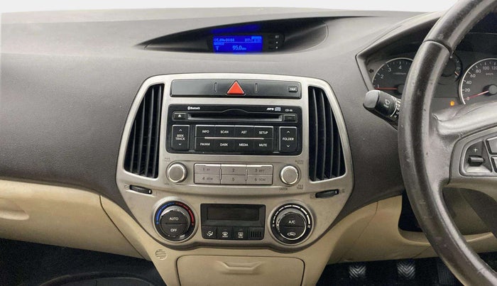 2014 Hyundai i20 SPORTZ 1.2, Petrol, Manual, 64,054 km, Air Conditioner