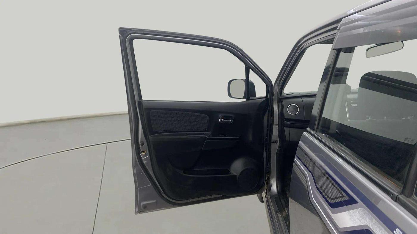 2014 Maruti Wagon R Stingray VXI, Petrol, Manual, 85,531 km, LHS Front Door