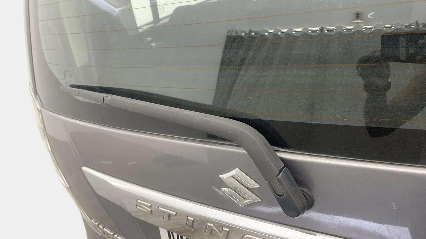 2014 Maruti Wagon R Stingray VXI, Petrol, Manual, 85,531 km, Rear Wiper