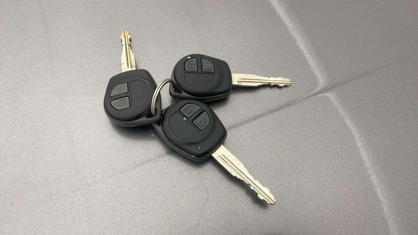 2014 Maruti Wagon R Stingray VXI, Petrol, Manual, 85,531 km, Key Close Up