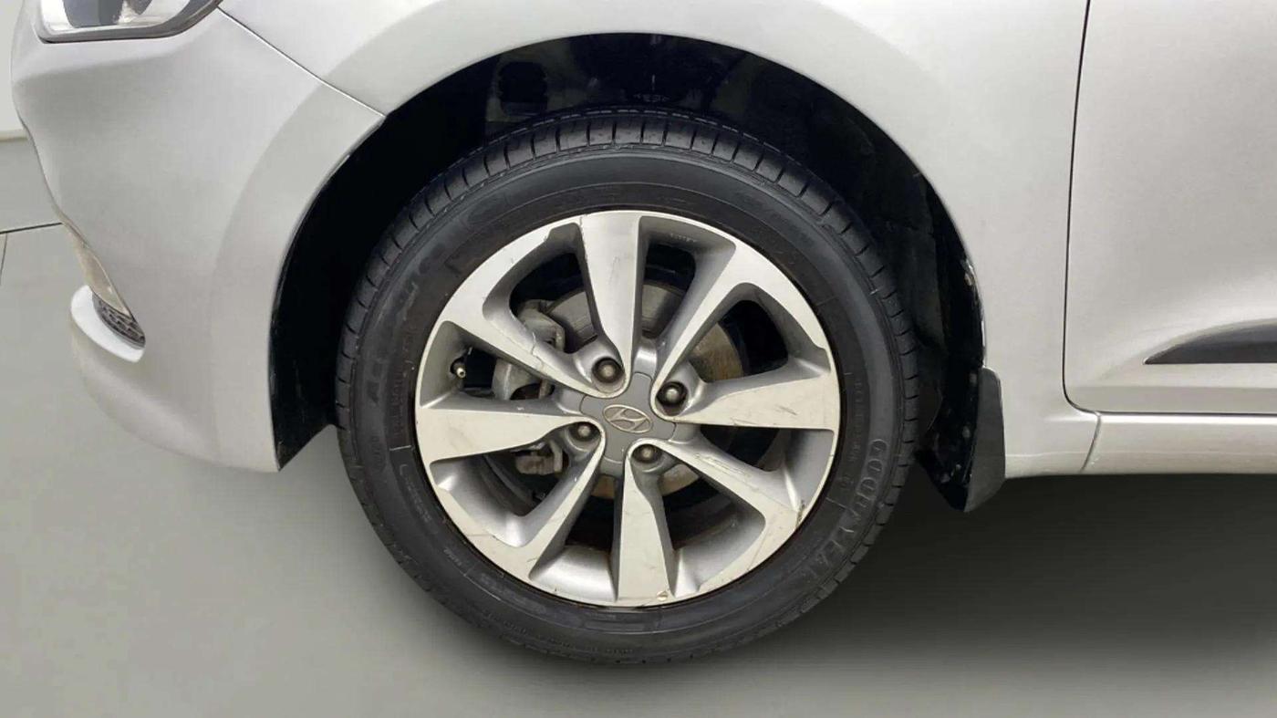 2016 Hyundai Elite i20 ASTA 1.2, Petrol, Manual, 63,520 km, Left Front Wheel