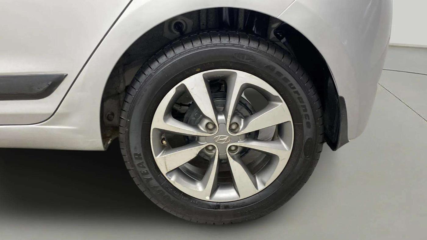 2016 Hyundai Elite i20 ASTA 1.2, Petrol, Manual, 63,520 km, Left Rear Wheel