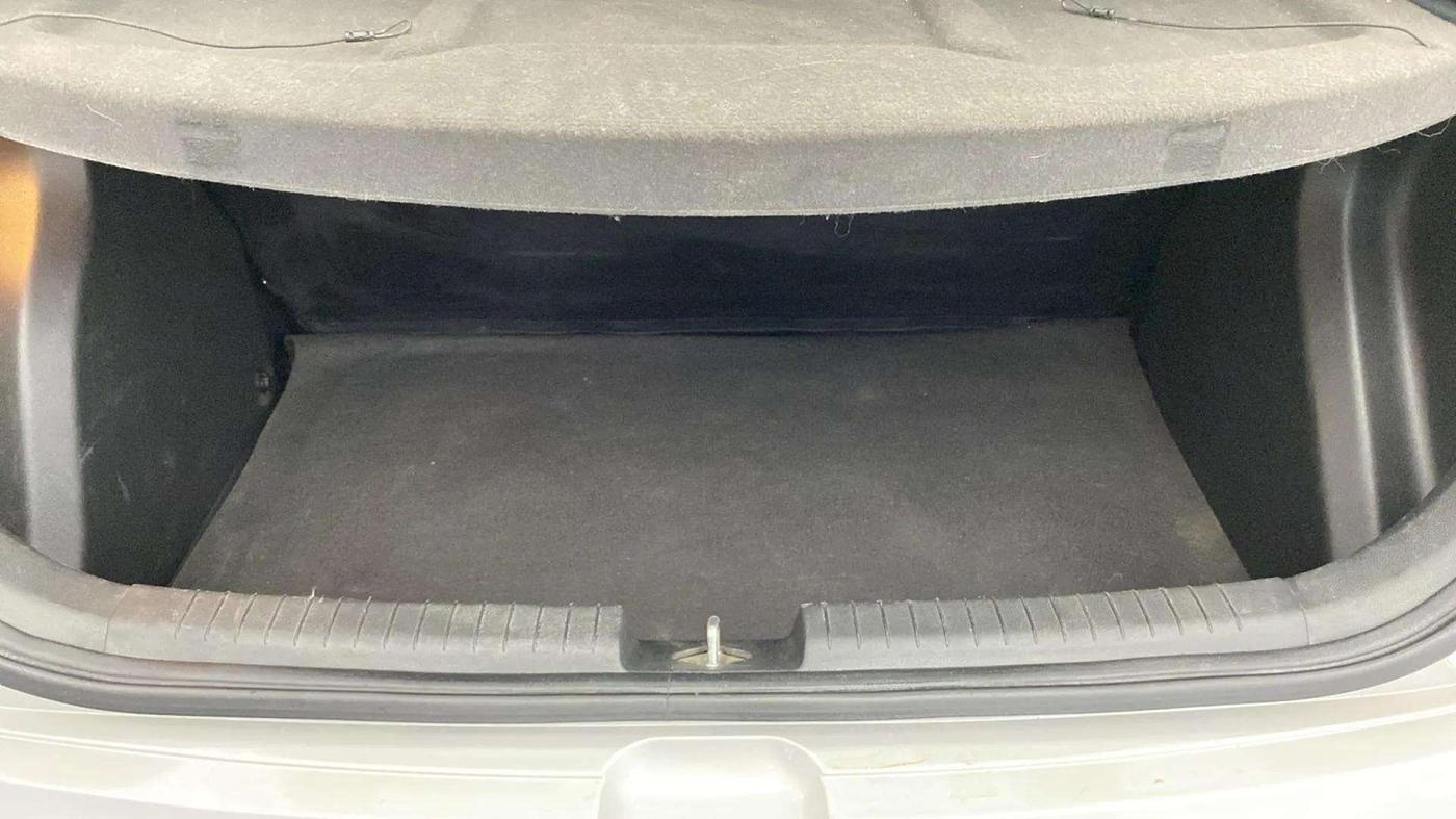 2016 Hyundai Elite i20 ASTA 1.2, Petrol, Manual, 63,520 km, Boot Inside