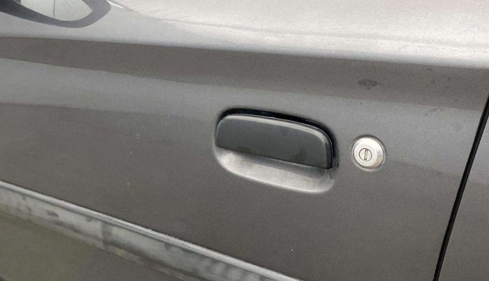 2018 Maruti Alto K10 VXI, Petrol, Manual, 44,181 km, Front passenger door - Minor scratches