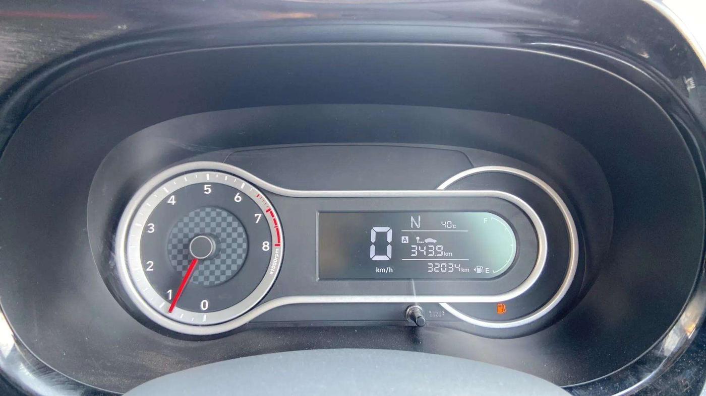 2022 Hyundai GRAND I10 NIOS SPORTZ AMT 1.2 KAPPA VTVT, Petrol, Automatic, 31,988 km, Odometer Image