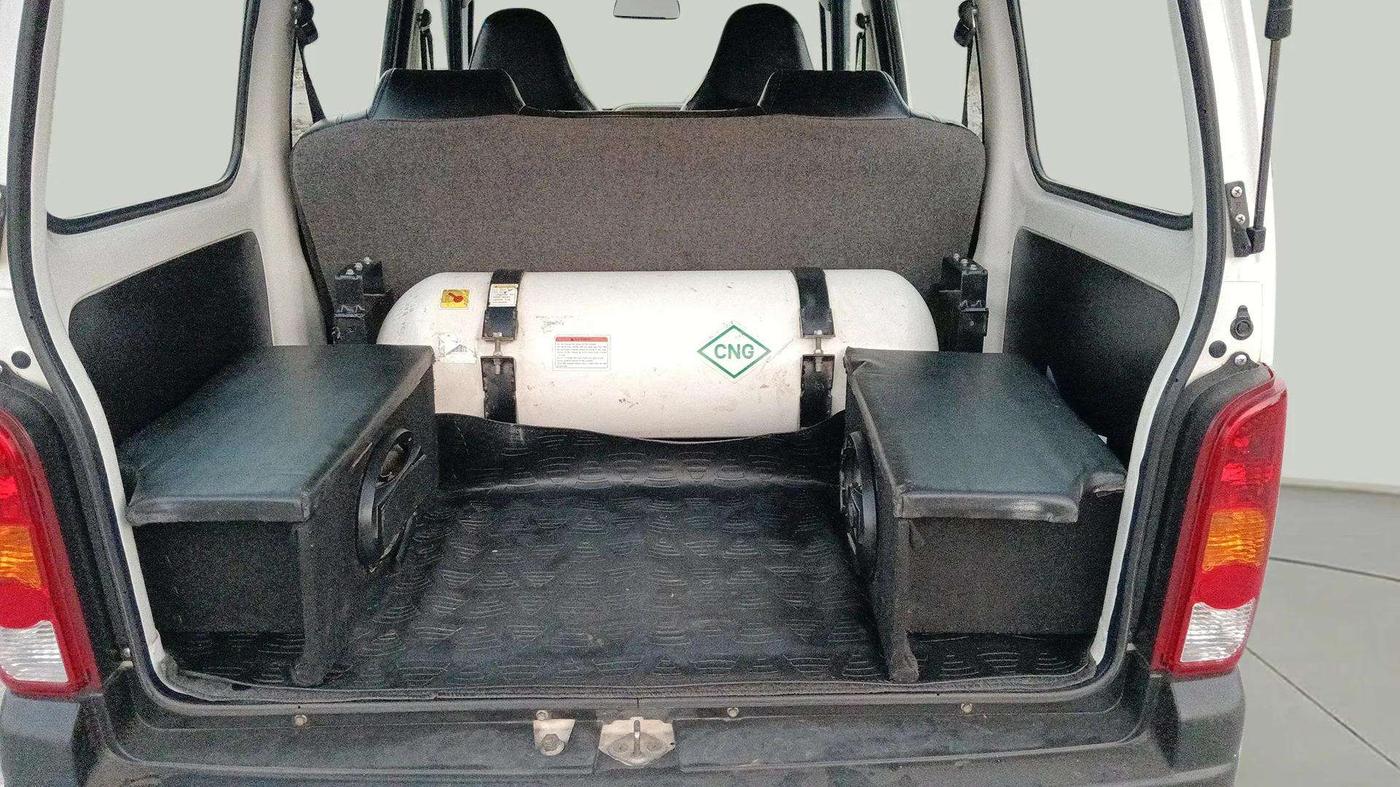 2022 Maruti Eeco 5 STR AC CNG (O), CNG, Manual, 59,572 km, Boot Inside