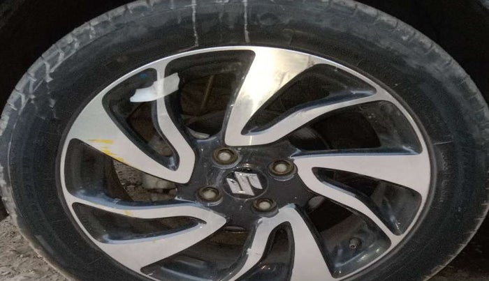 2019 Maruti Baleno ALPHA CVT PETROL 1.2, Petrol, Automatic, 34,599 km, Left front tyre - Minor crack