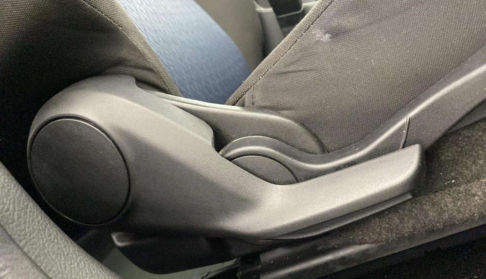2019 Maruti Baleno ALPHA CVT PETROL 1.2, Petrol, Automatic, 34,599 km, Driver Side Adjustment Panel